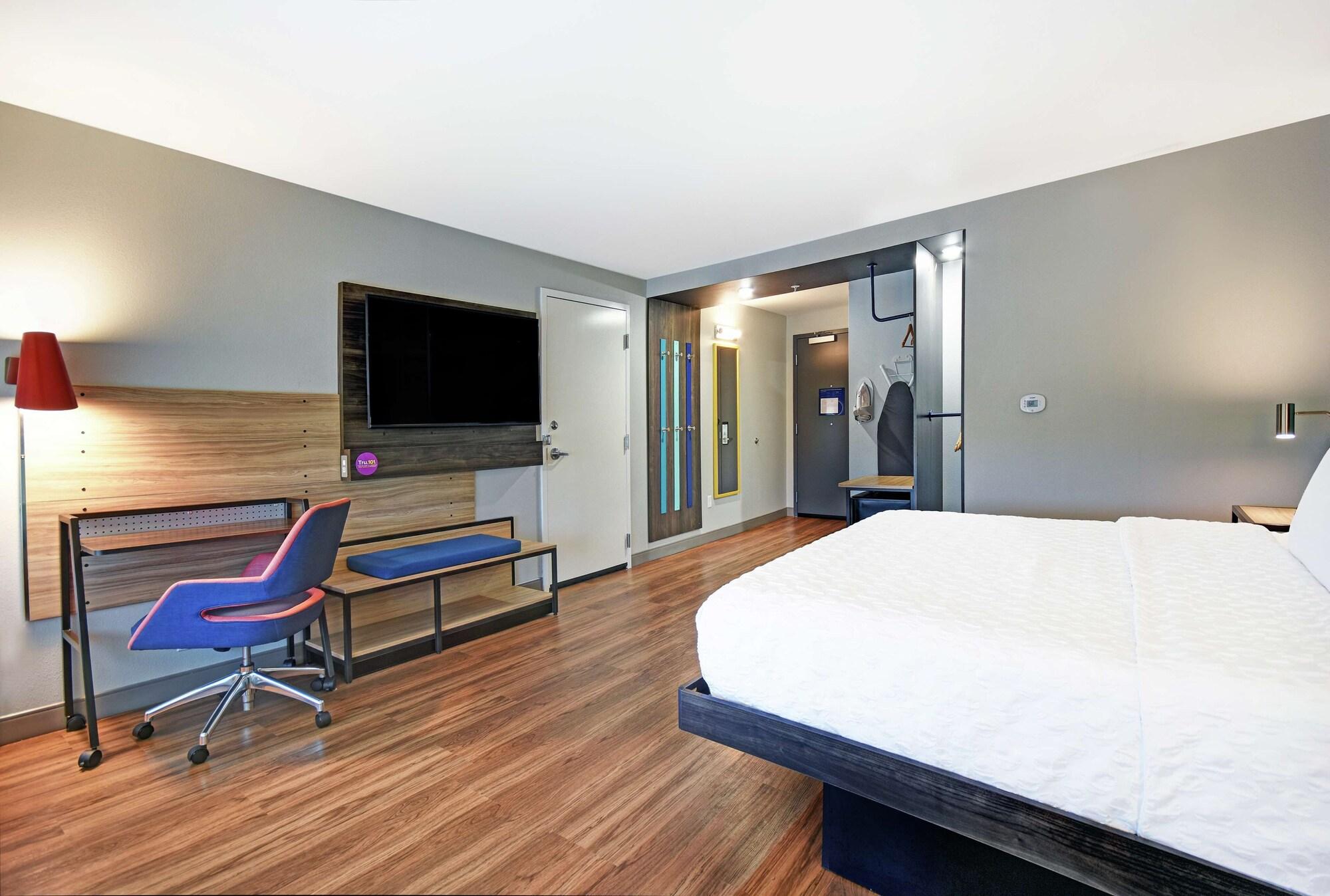 Отель Tru By Hilton Grand Rapids Airport Kentwood Экстерьер фото