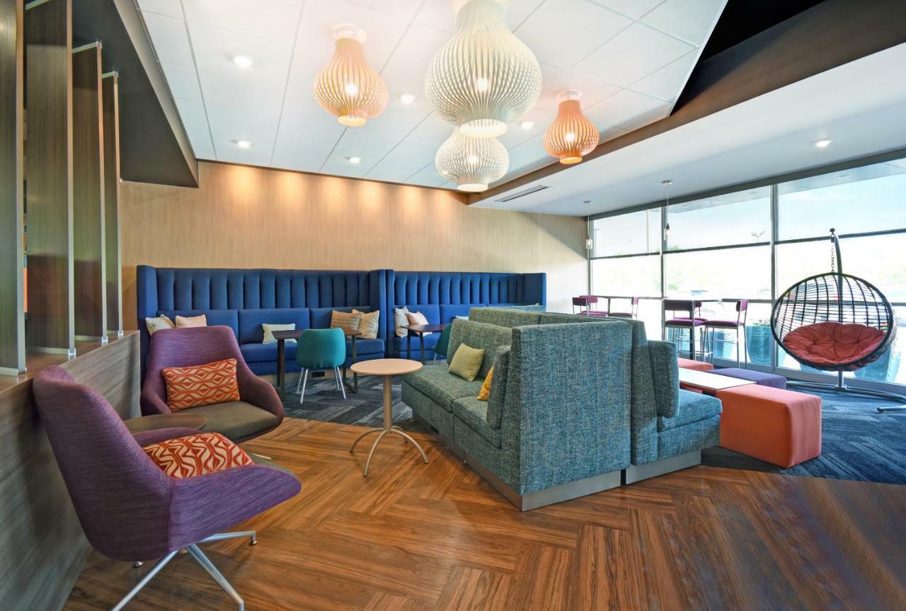Отель Tru By Hilton Grand Rapids Airport Kentwood Экстерьер фото