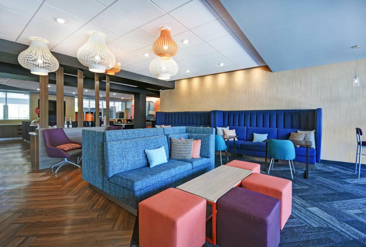 Отель Tru By Hilton Grand Rapids Airport Kentwood Экстерьер фото